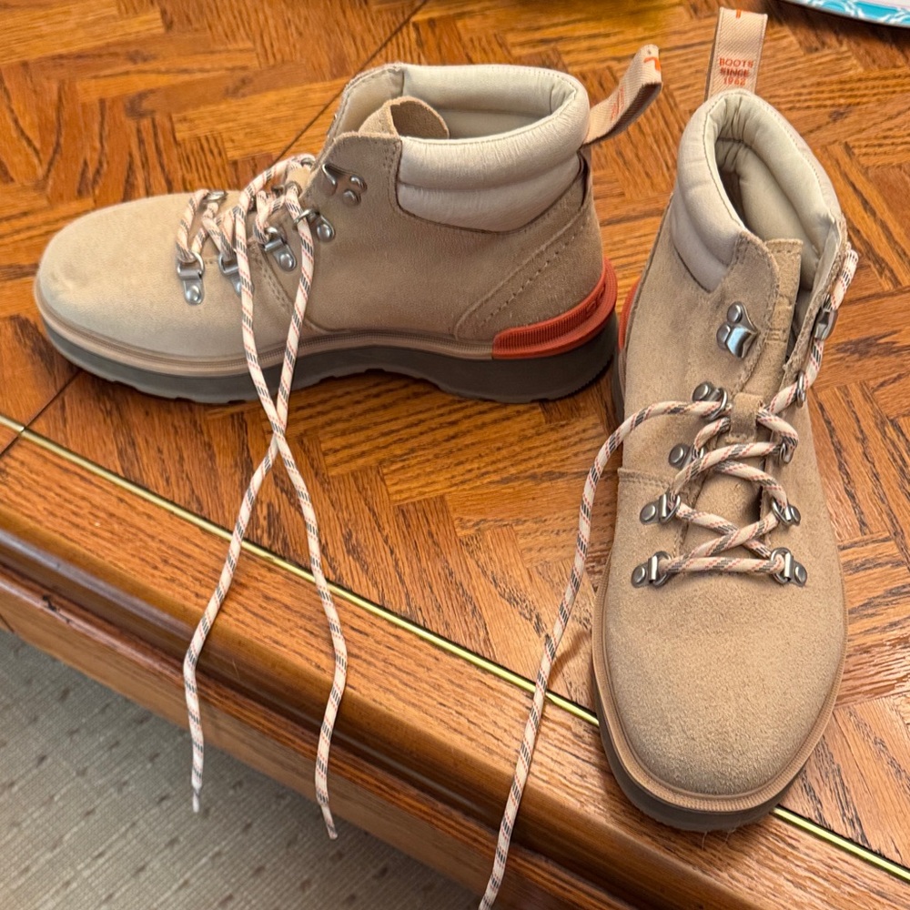 Sorel Beige and Orange Suede Boots